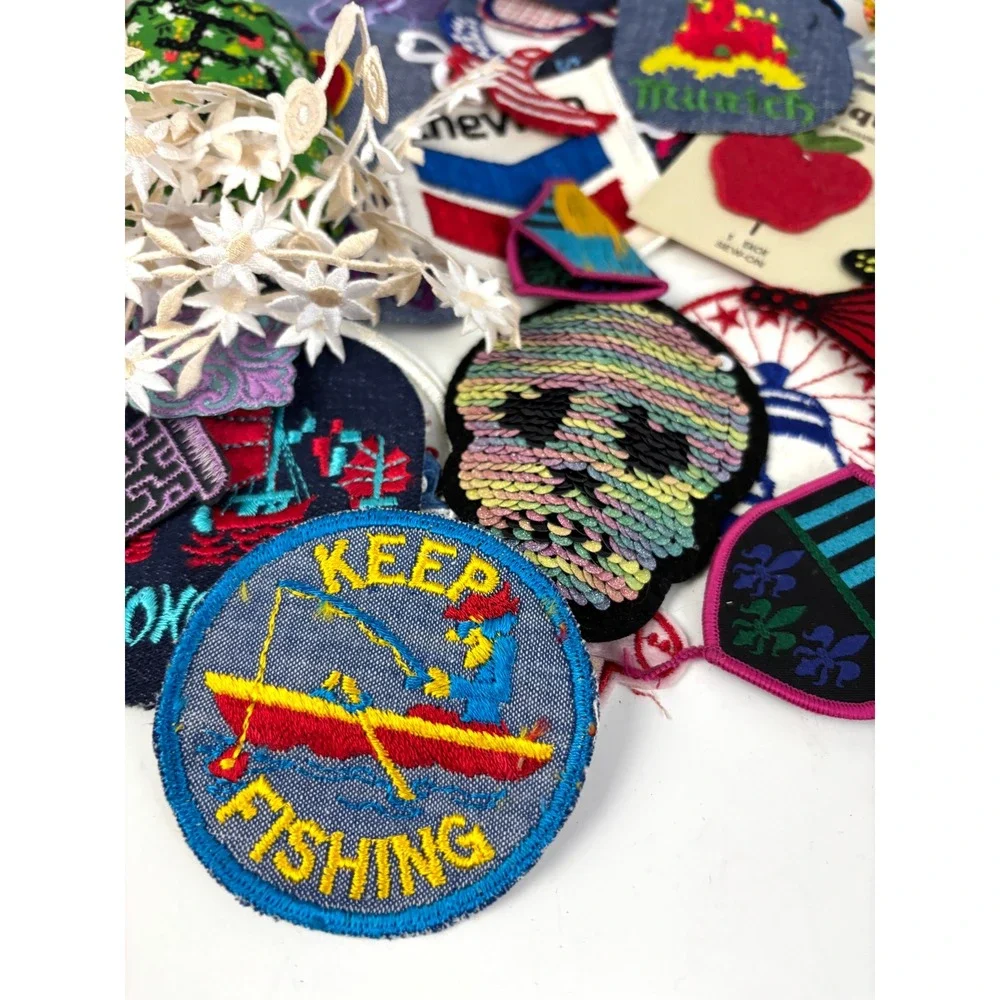 150 Assorted Applique Patches Iron-On or Sew-On Mixed Sequin Craft Lot New‎